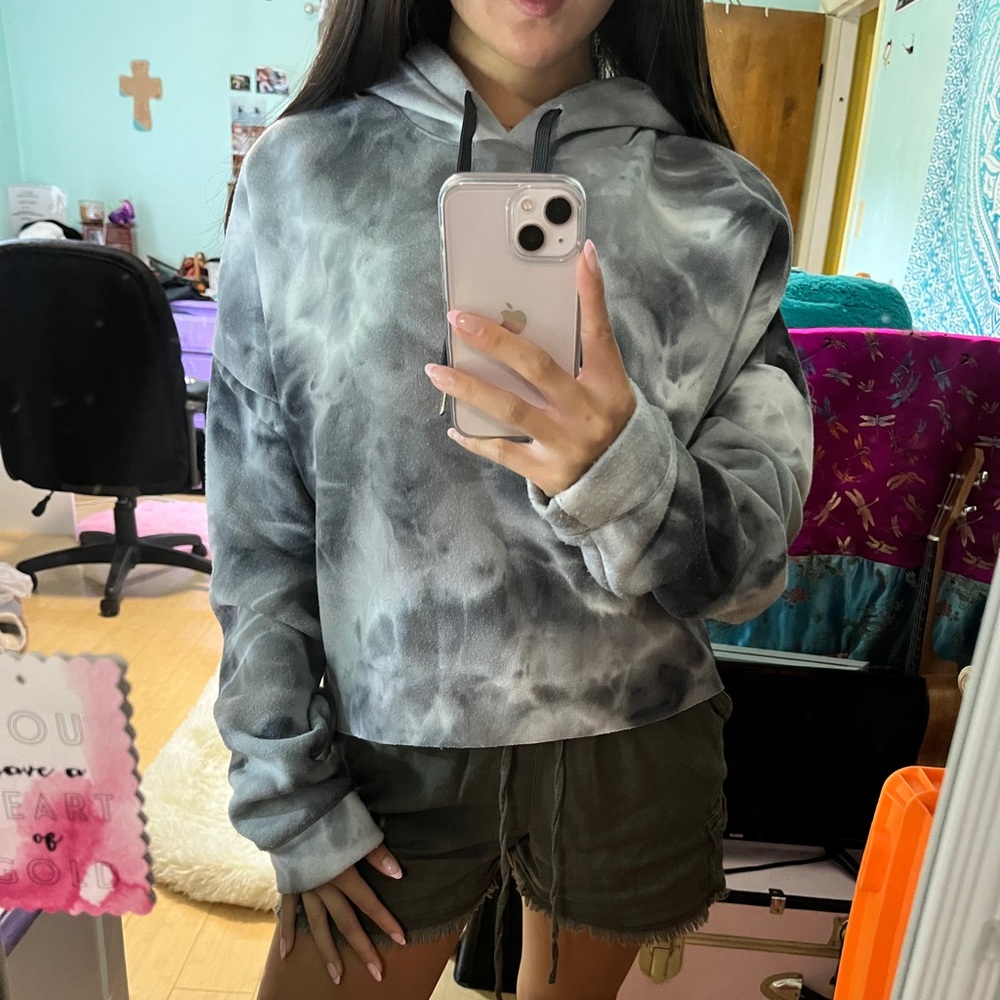 Black and White Comfy Sweatshirt